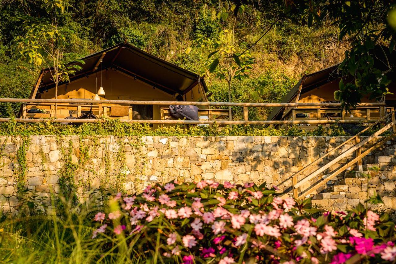 Delle Rose & Glamping Village Isolabona