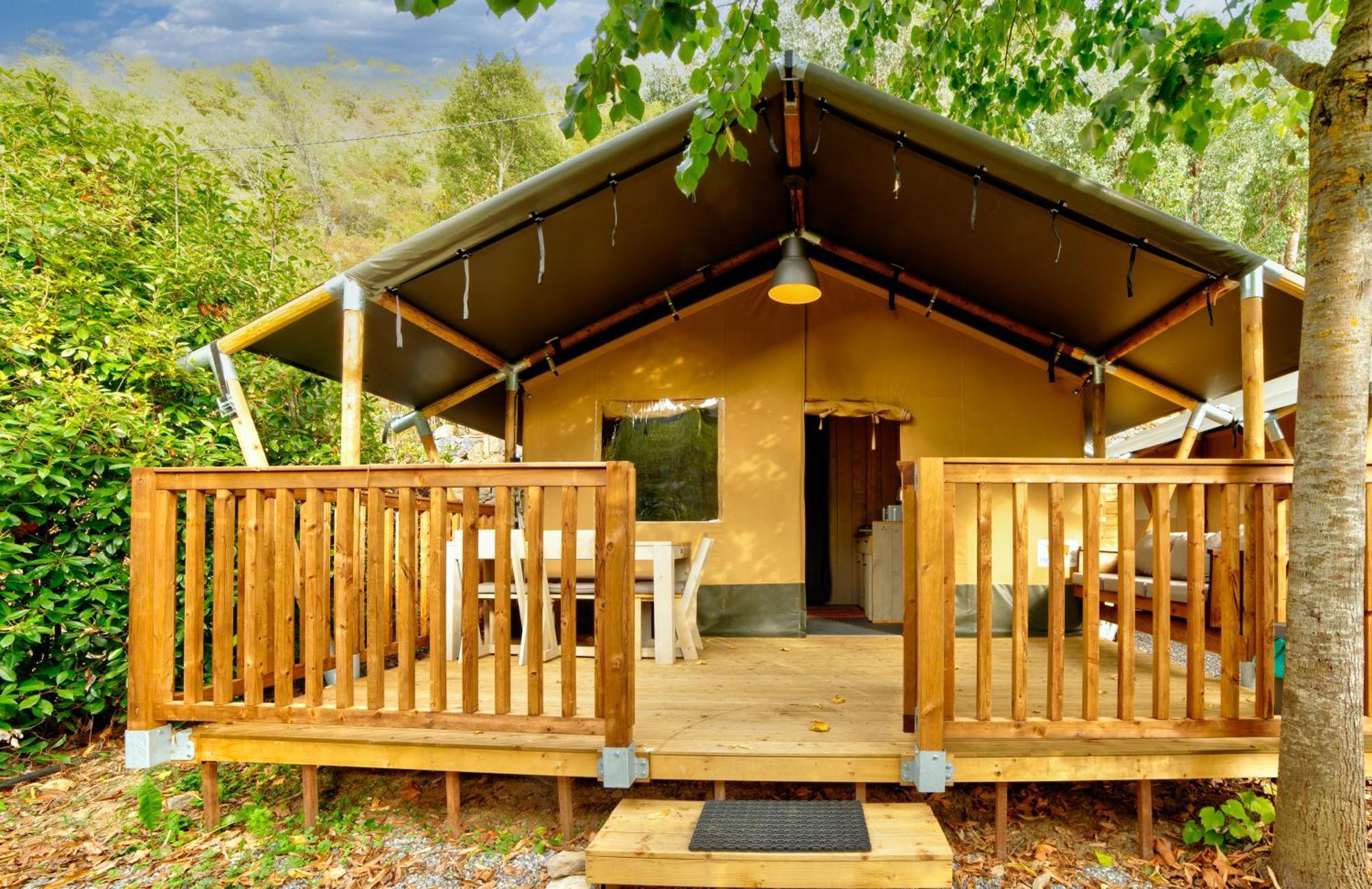 Delle Rose & Glamping Village Isolabona