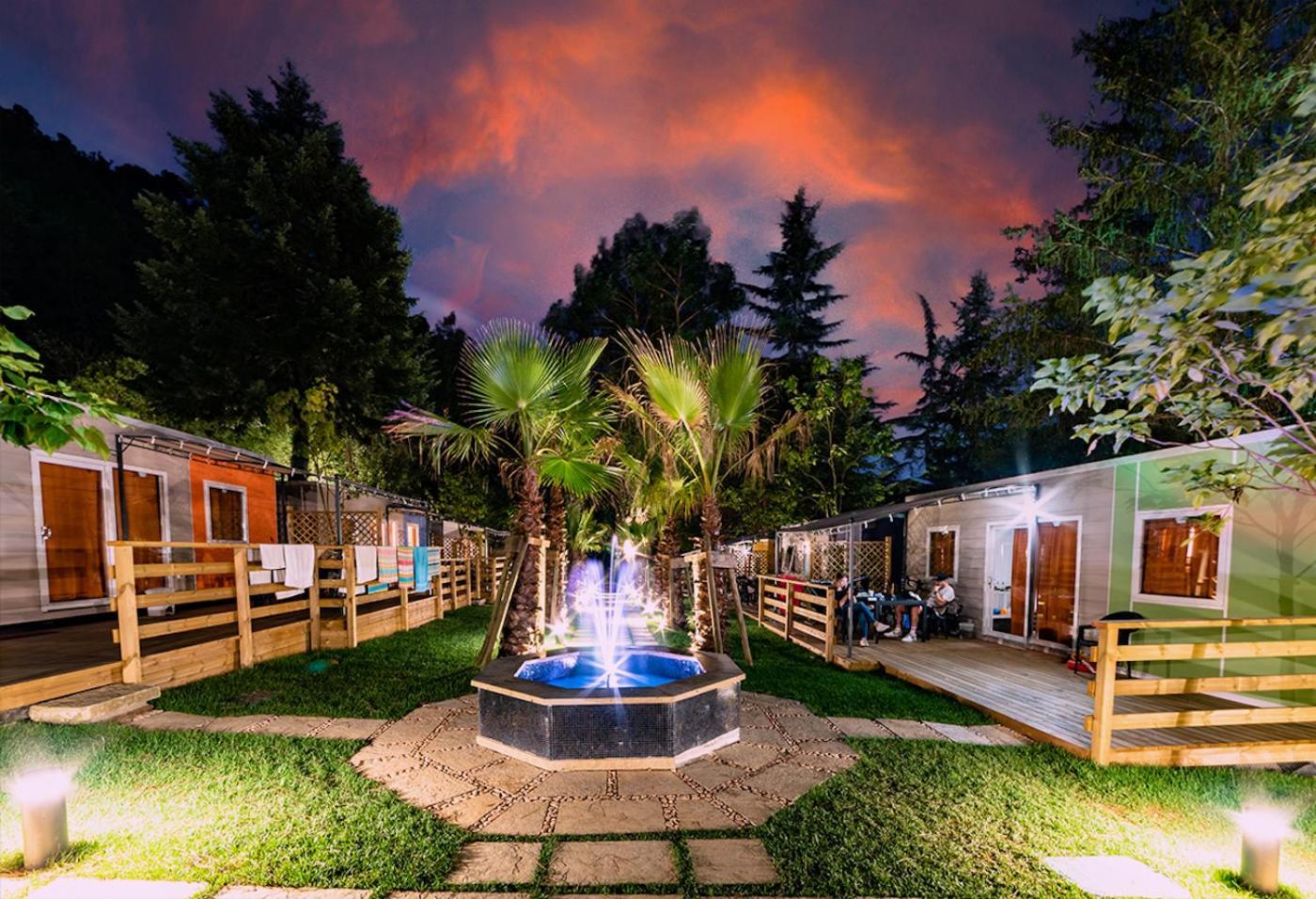 Delle Rose & Glamping Village Isolabona