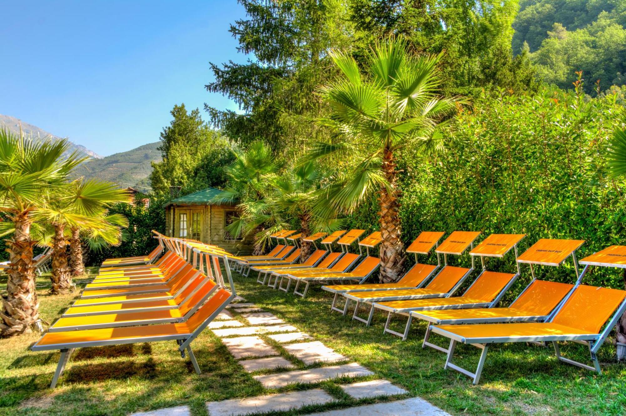 Delle Rose & Glamping Village 4* Isolabona