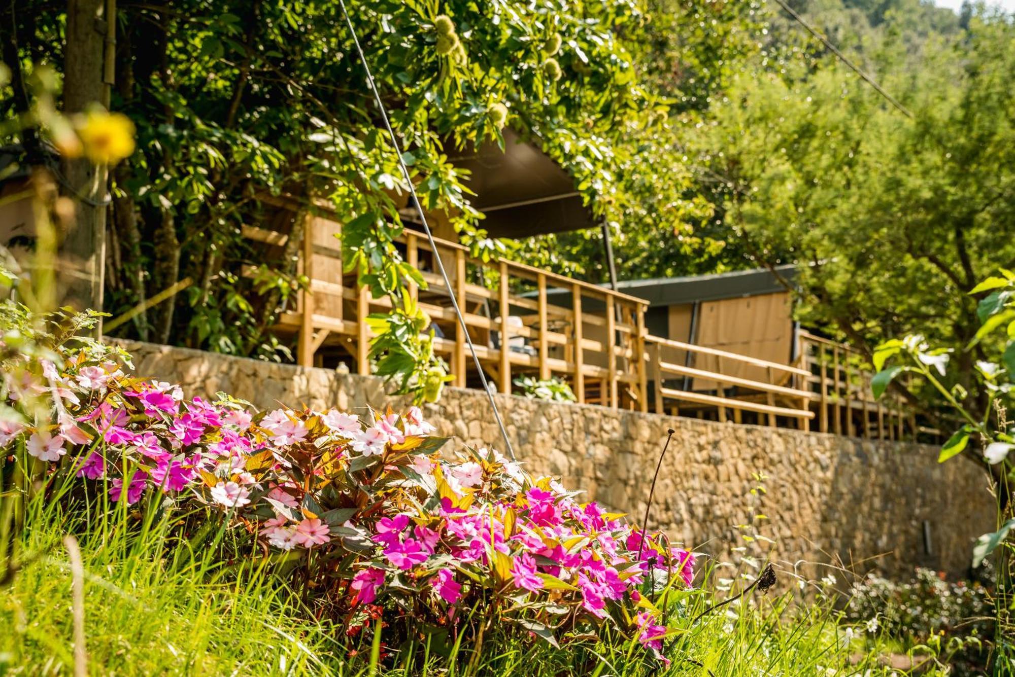 Delle Rose & Glamping Village 4* Isolabona